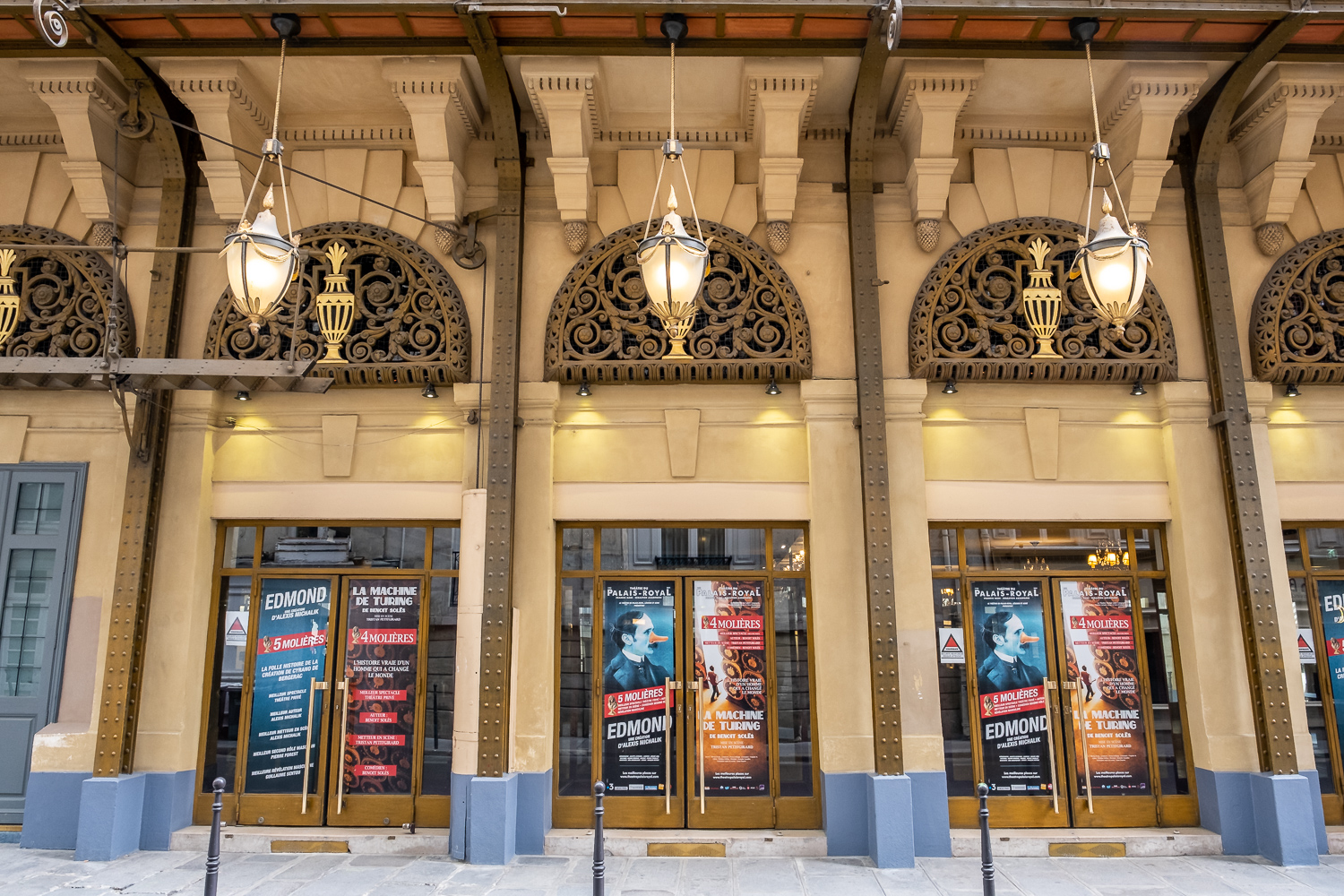 Devanture du Théâtre du Palais Royal