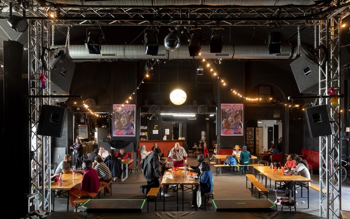 Cantine solidaire à la Flèche d'or et illustration quartier Saint-Blaise